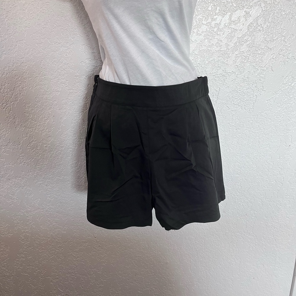 Classic Black and Beige High Waisted Women's Dress Shorts